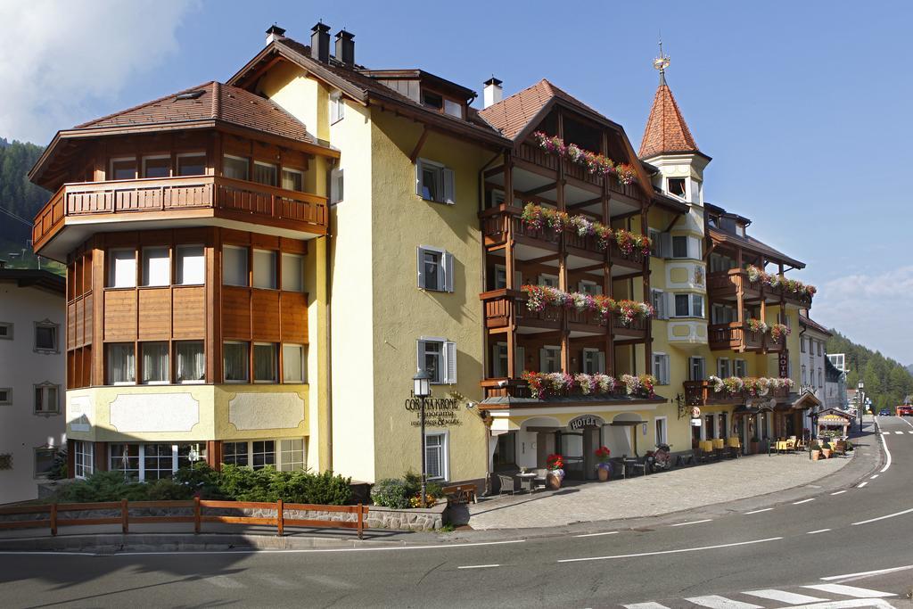 Hotel Corona Krone Σέλβα ντι Βαλ Γκαρντένα Εξωτερικό φωτογραφία